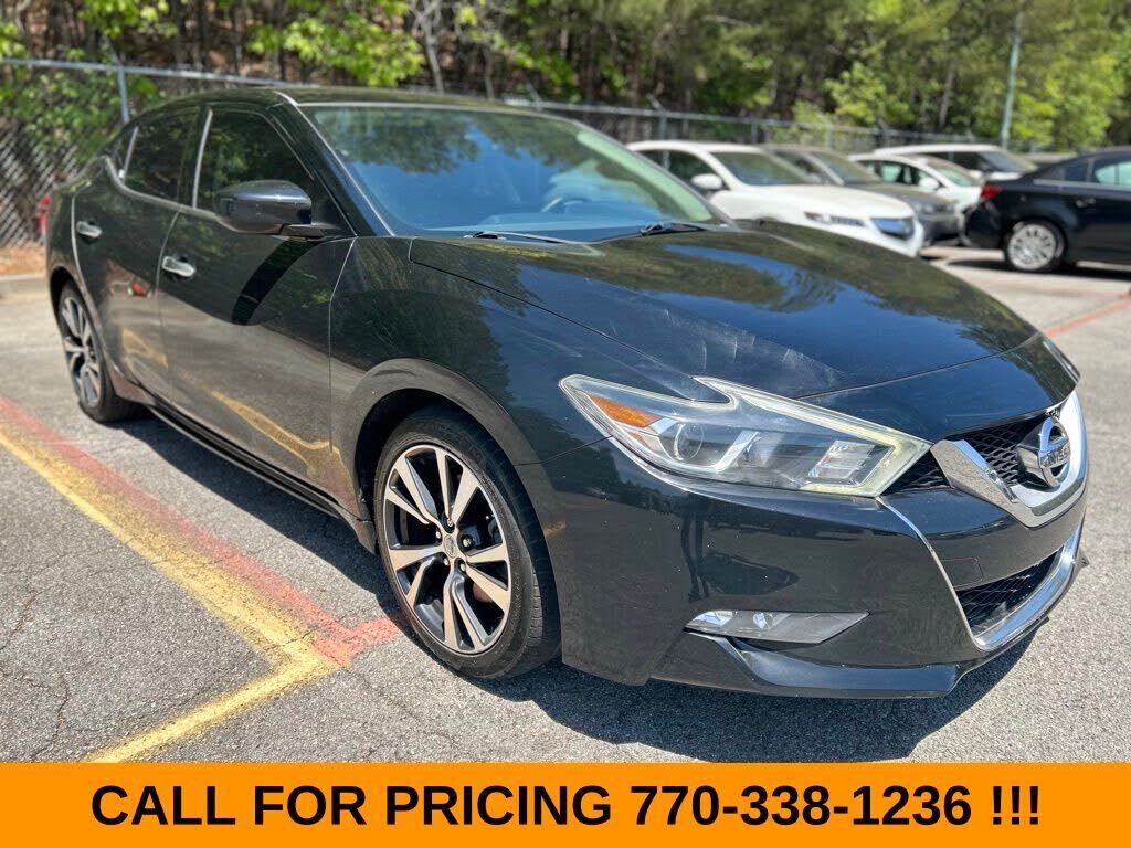 2017 NISSAN Maxima