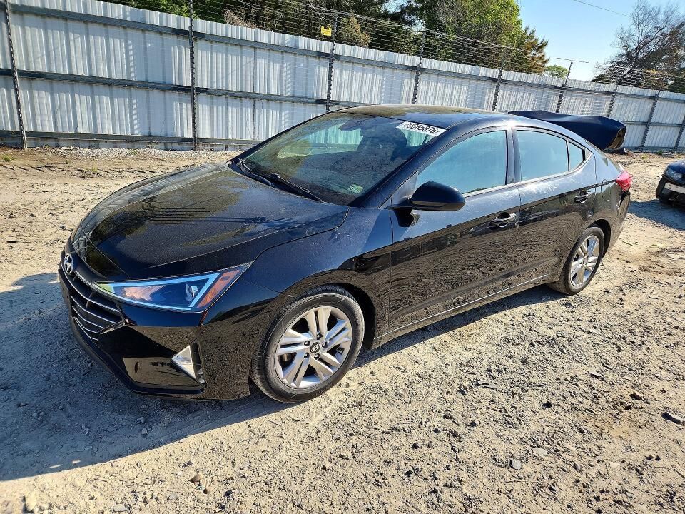 2019 HYUNDAI Elantra
