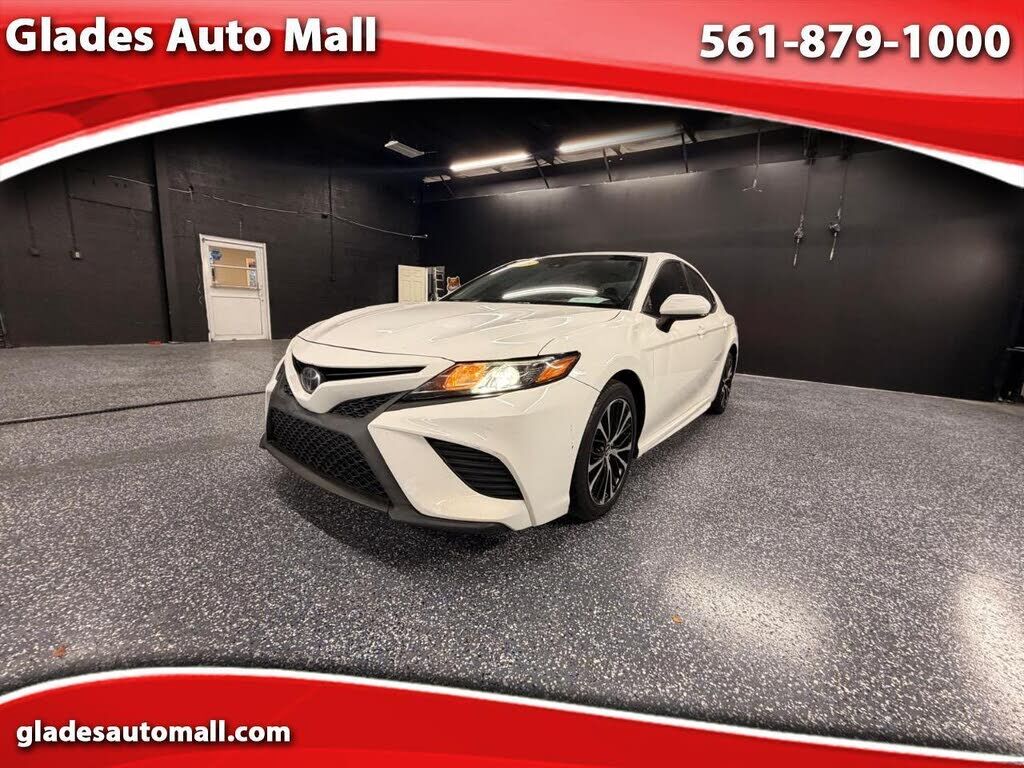 2018 TOYOTA Camry