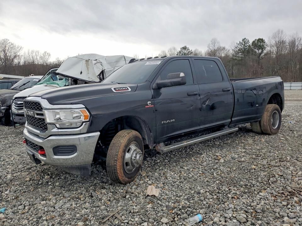 2021 RAM 3500