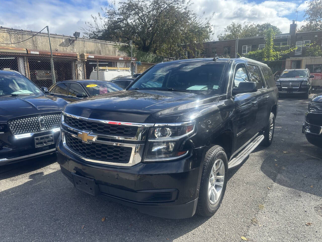 2019 CHEVROLET Suburban