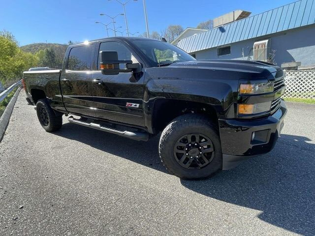 2018 CHEVROLET Silverado