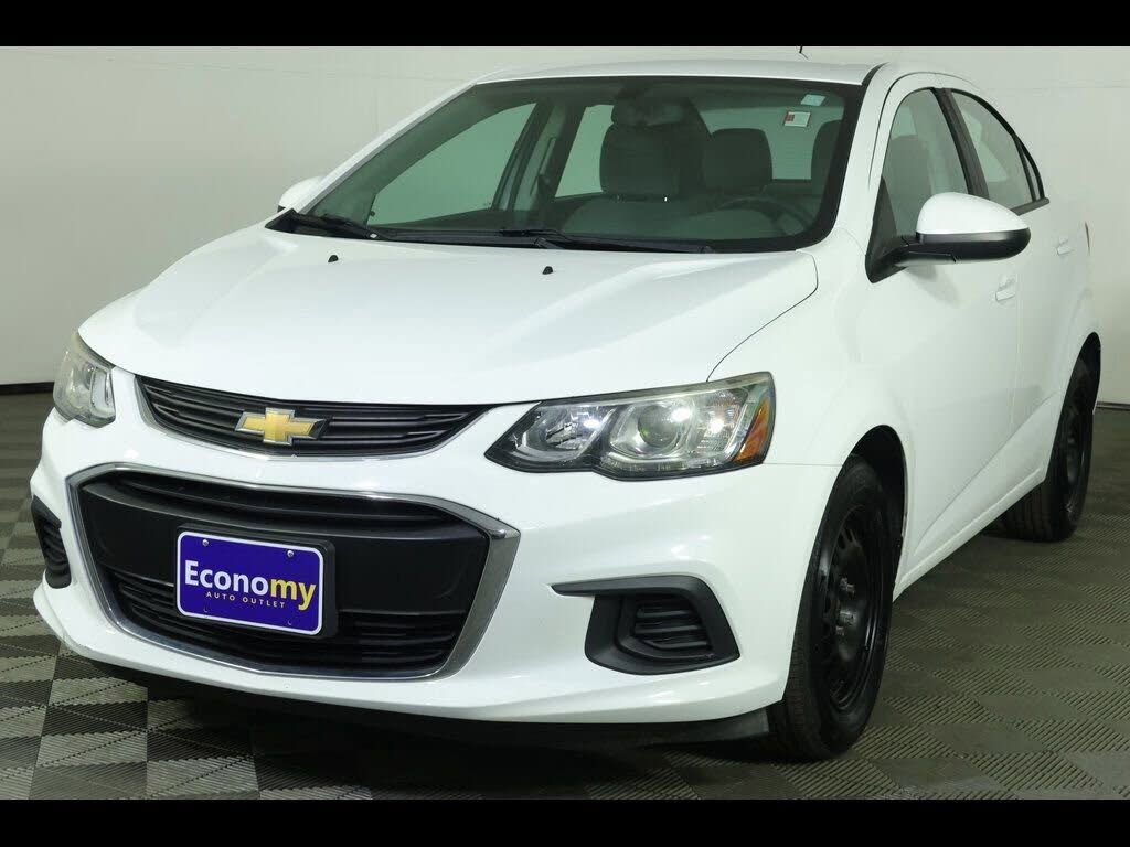 2017 CHEVROLET Sonic