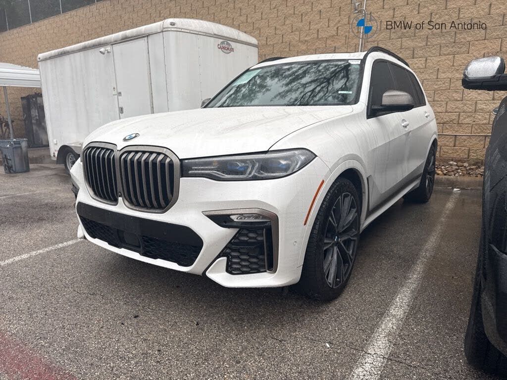 2022 BMW X7