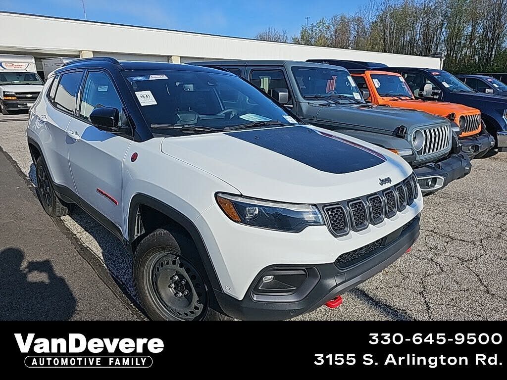 2023 JEEP Compass