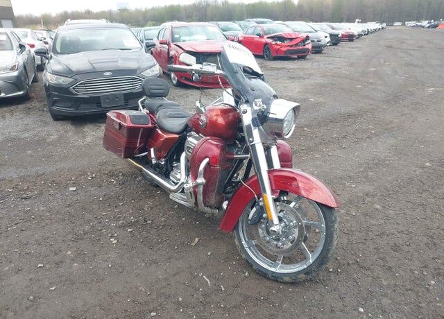 2013 HARLEY DAVIDSON CVO Road King 5