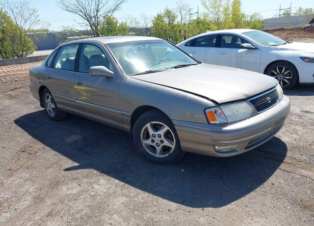 1999 TOYOTA Avalon