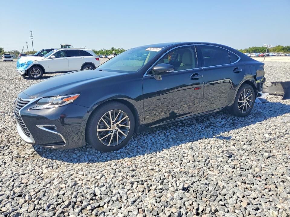 2017 LEXUS ES