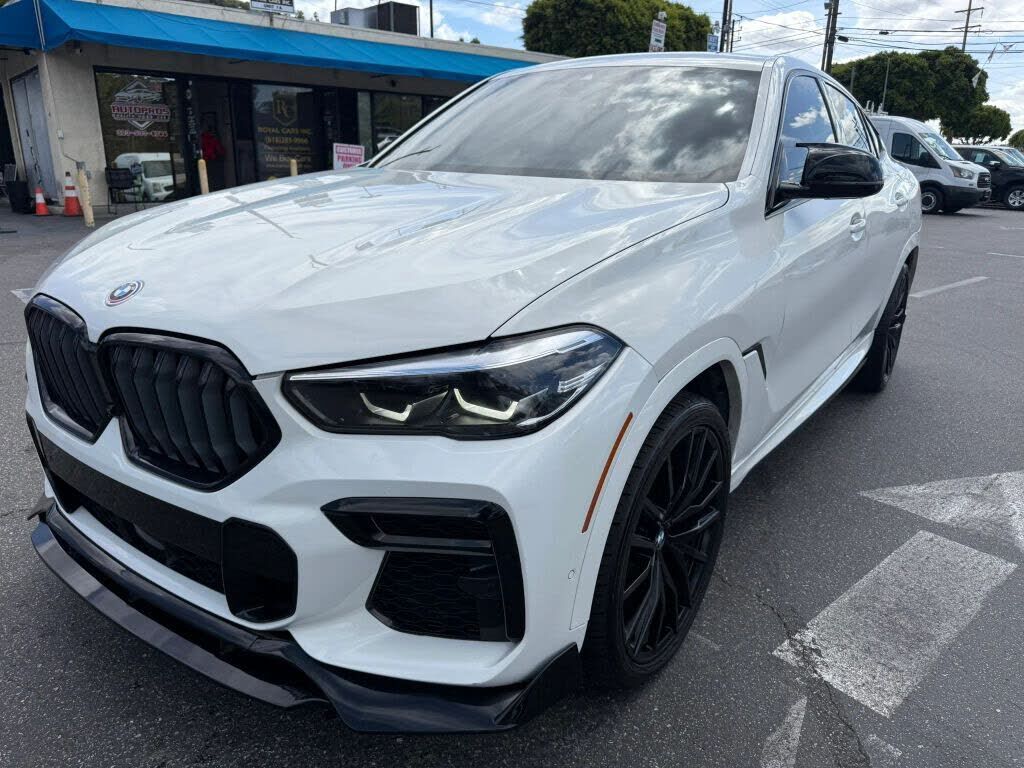 2022 BMW X6