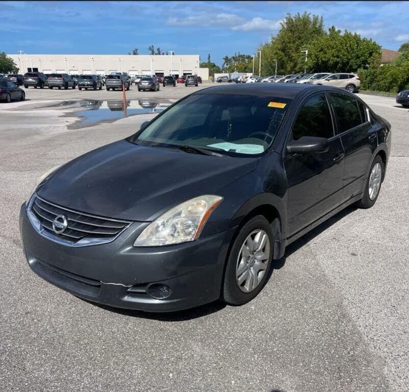 2010 NISSAN Altima