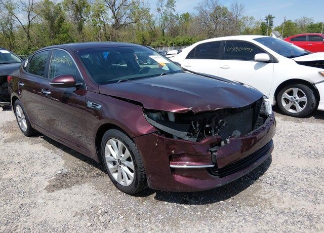 2017 KIA Optima
