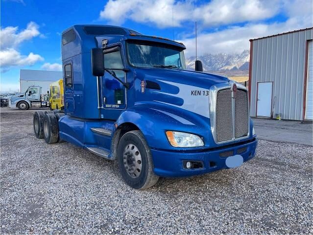 2013 KENWORTH T6 Series