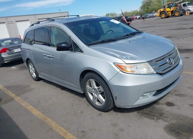2011 HONDA Odyssey