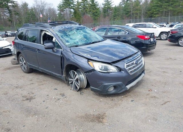 2016 SUBARU Outback