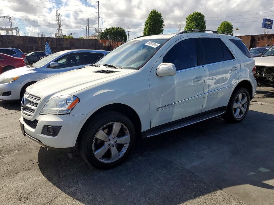 2010 MERCEDES-BENZ M-Class