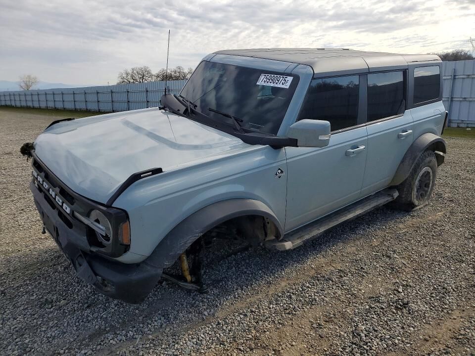 2023 FORD Bronco