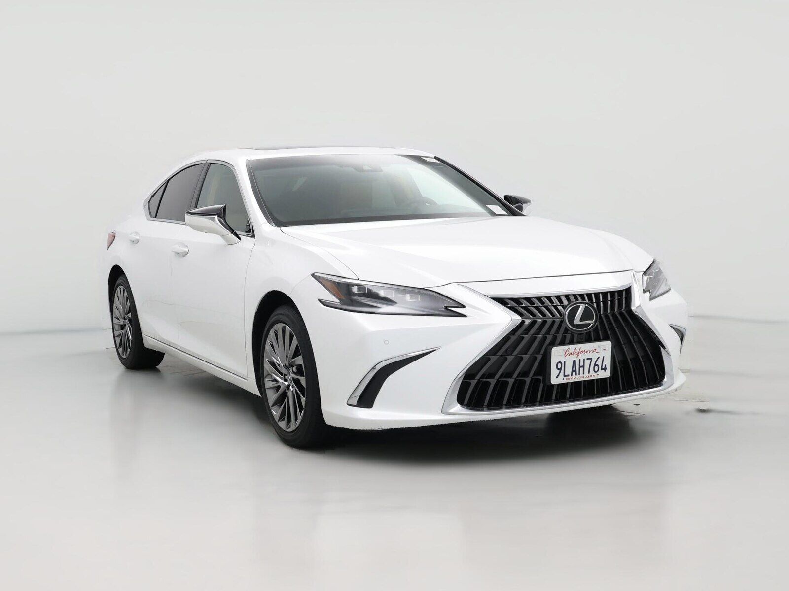 2024 LEXUS ES