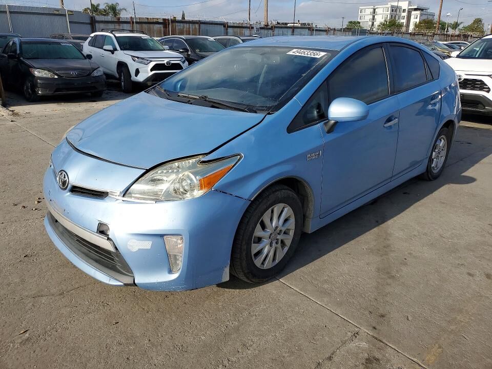 2015 TOYOTA Prius
