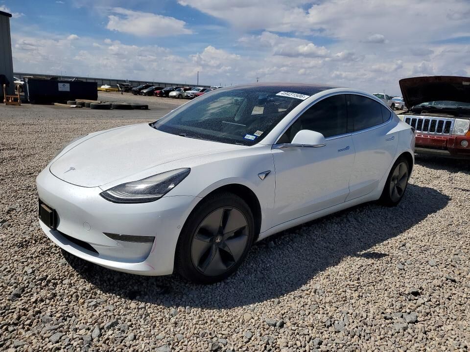 2018 TESLA Model 3