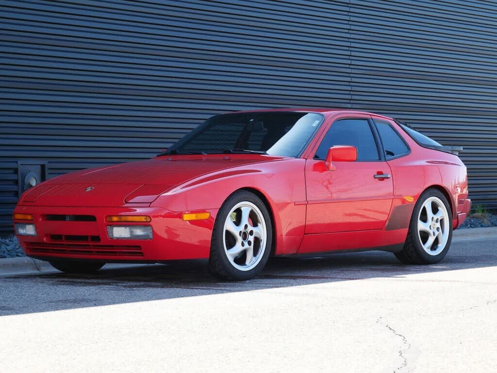 1989 PORSCHE 944