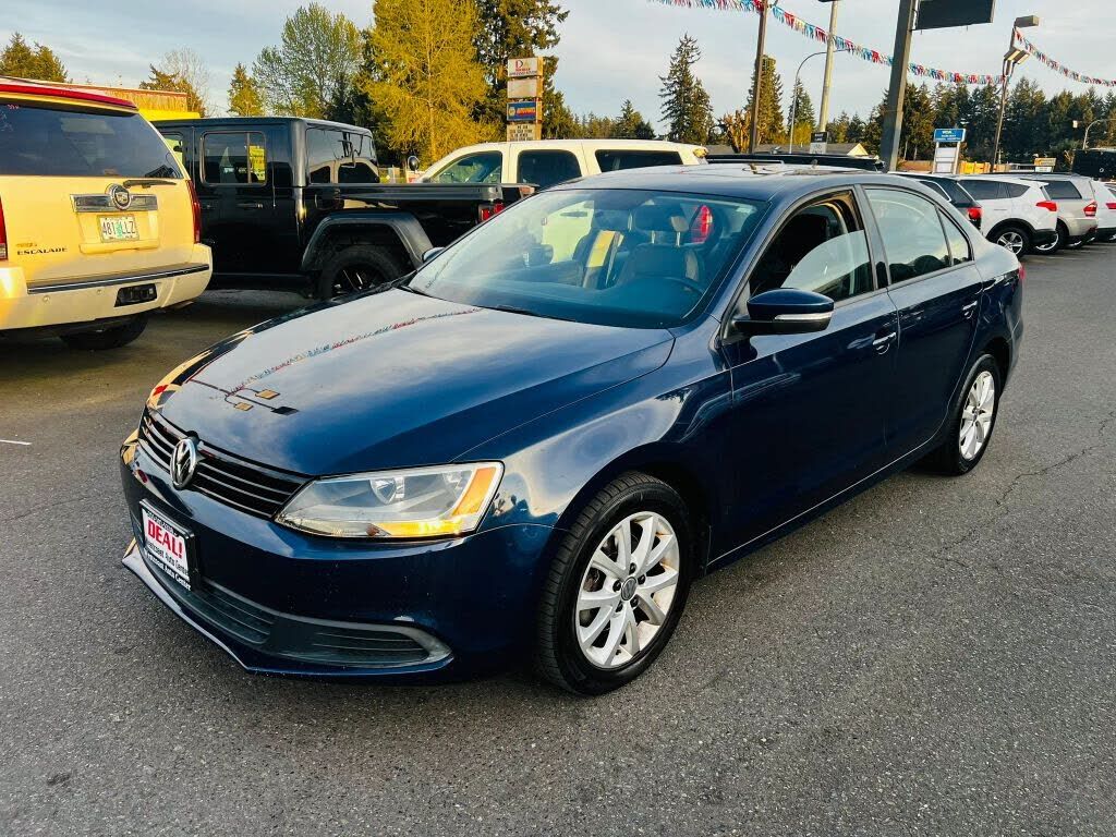 2012 VOLKSWAGEN Jetta