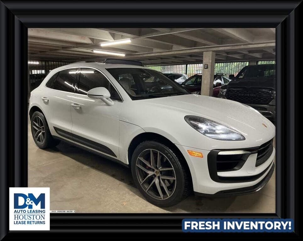 2022 PORSCHE Macan