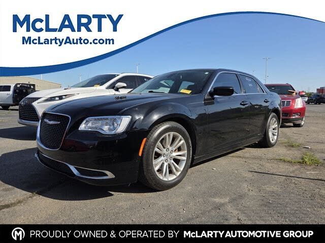 2017 CHRYSLER 300