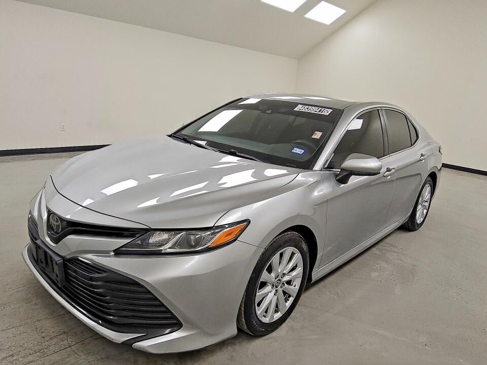 2018 TOYOTA Camry