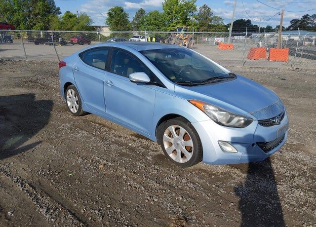 2012 HYUNDAI Elantra