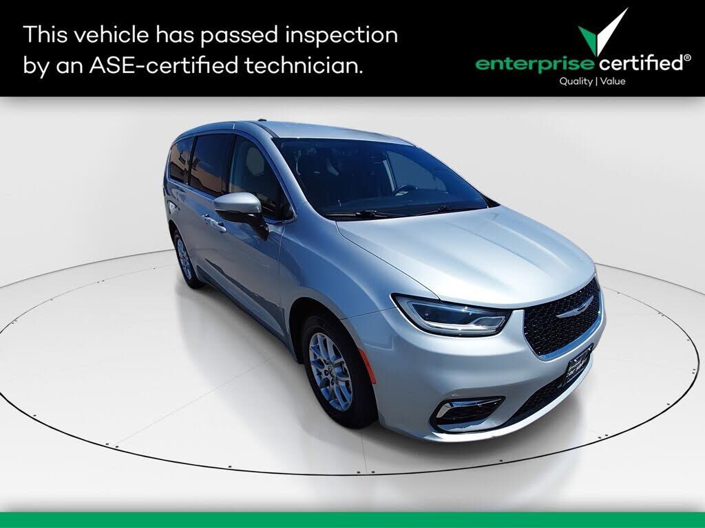 2023 CHRYSLER Pacifica