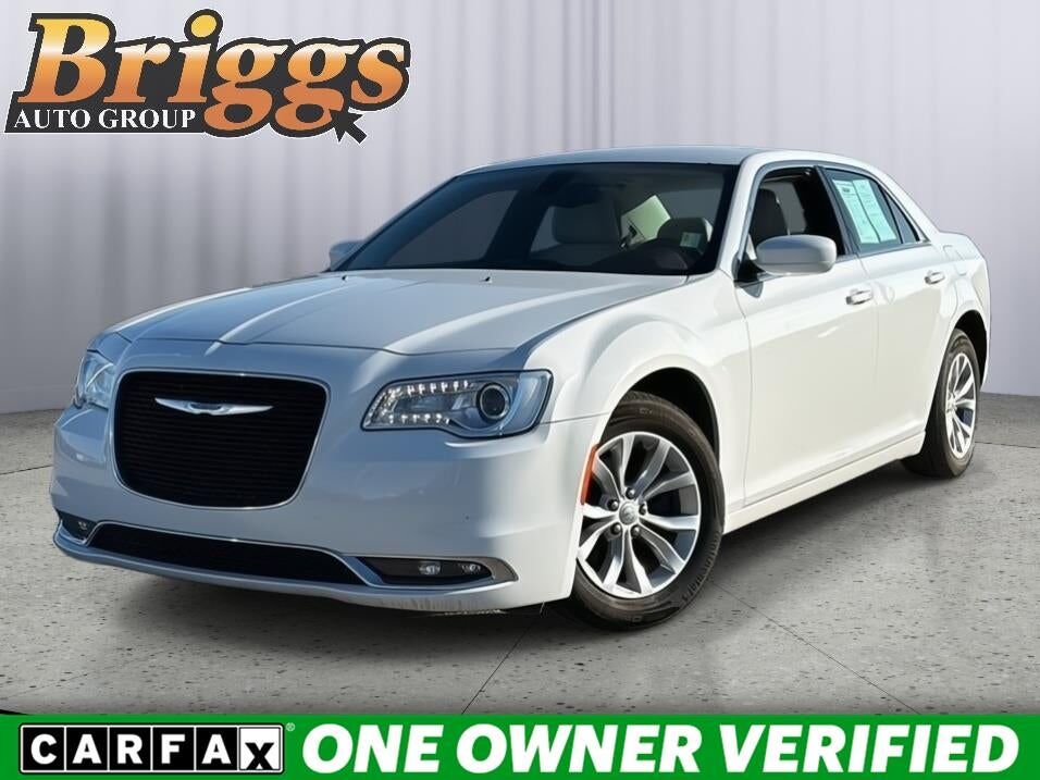 2015 CHRYSLER 300