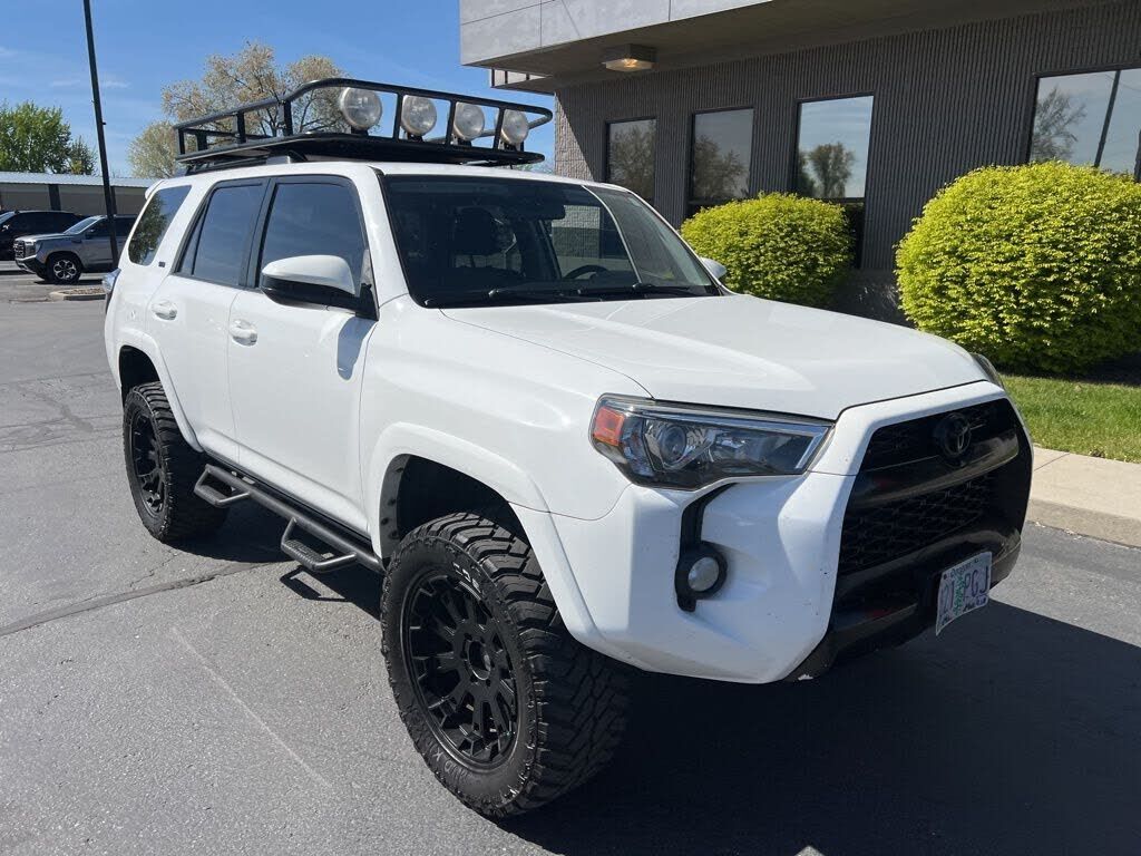 2016 TOYOTA 4-Runner