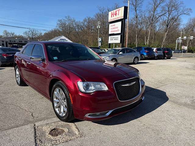 2018 CHRYSLER 300