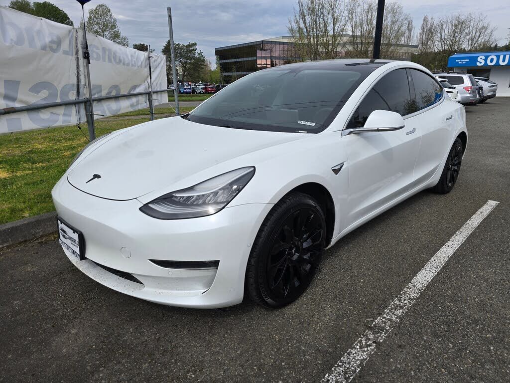 2020 TESLA Model 3