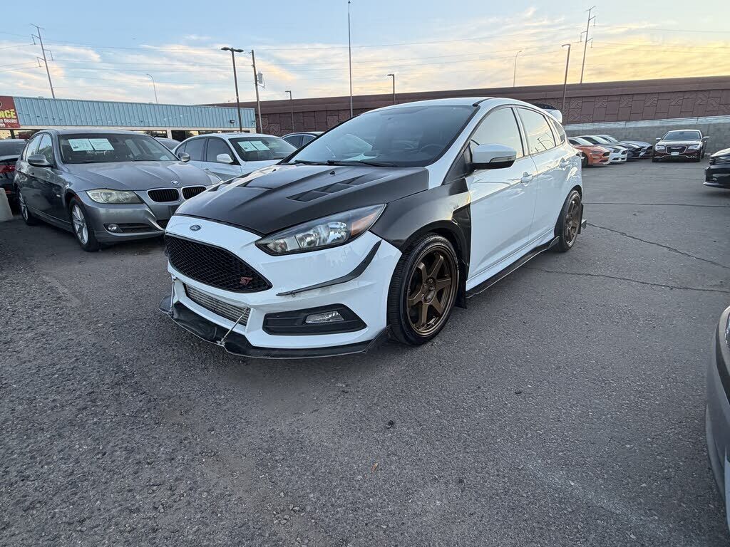 2018 FORD Focus