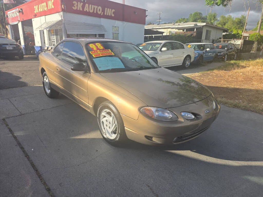 1998 FORD Escort