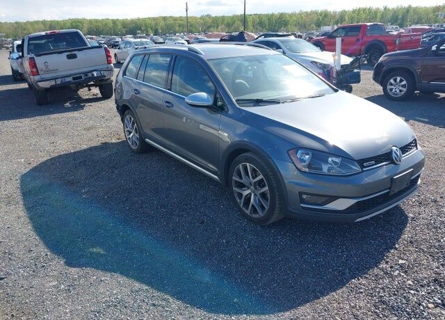 2017 VOLKSWAGEN Golf Alltrack