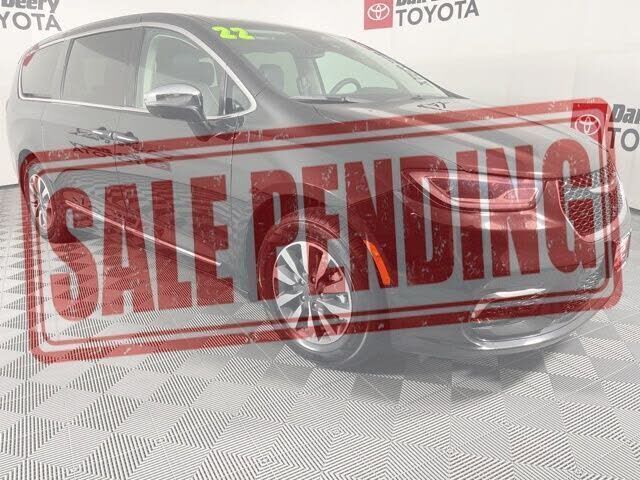 2022 CHRYSLER Pacifica