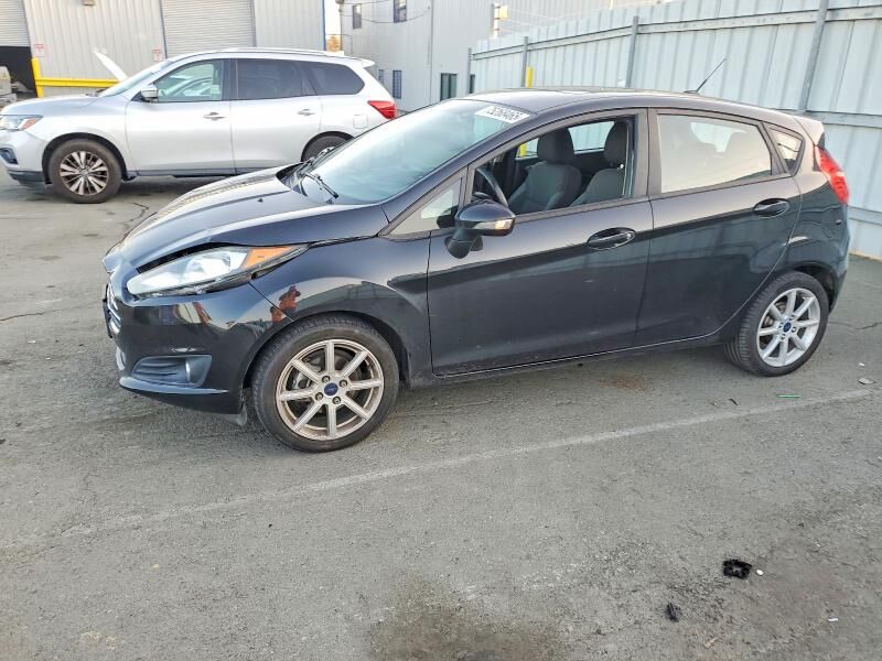 2015 FORD Fiesta