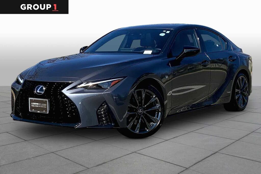 2025 LEXUS IS