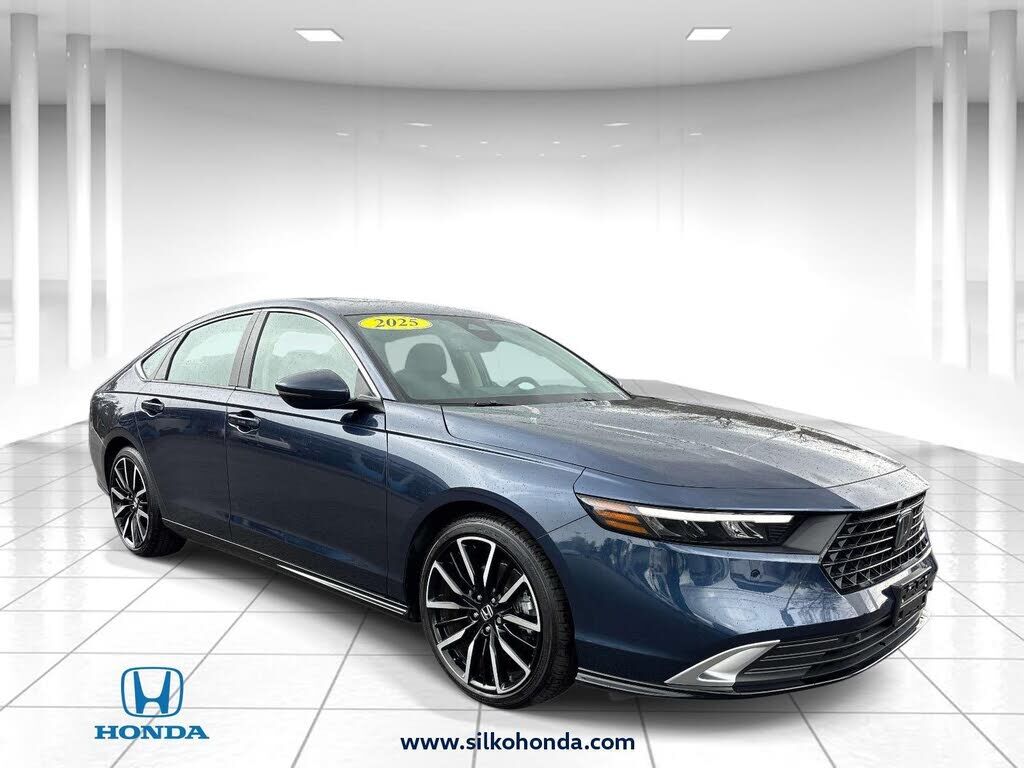 2025 HONDA Accord