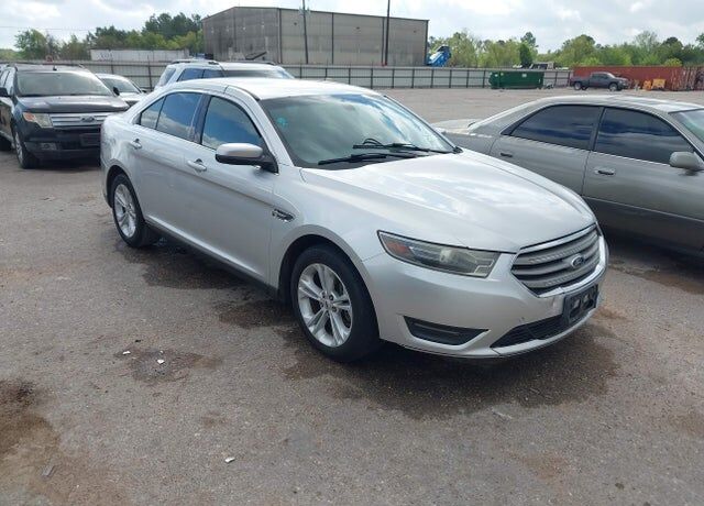 2015 FORD Taurus