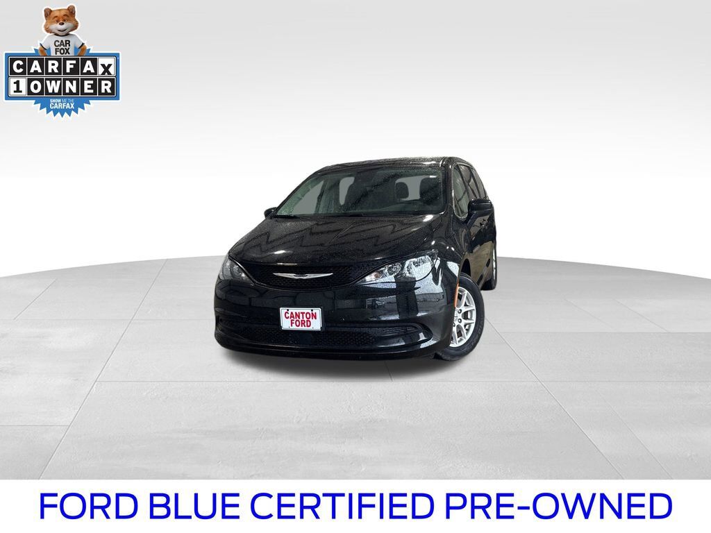 2023 CHRYSLER Voyager