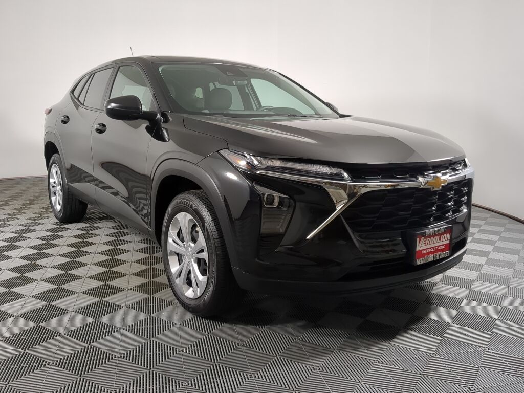 2024 CHEVROLET Trax