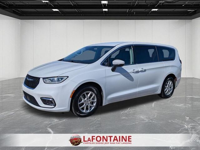 2023 CHRYSLER Pacifica