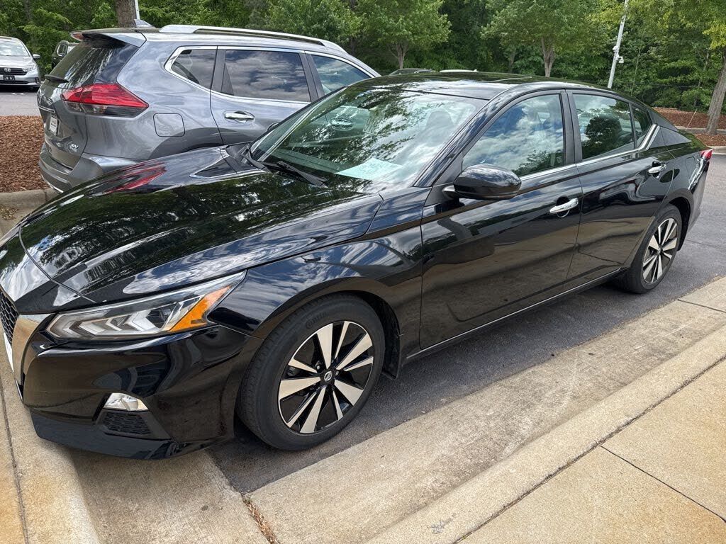 2021 NISSAN Altima