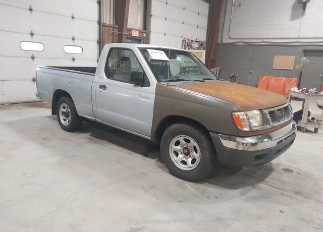 2000 NISSAN Frontier