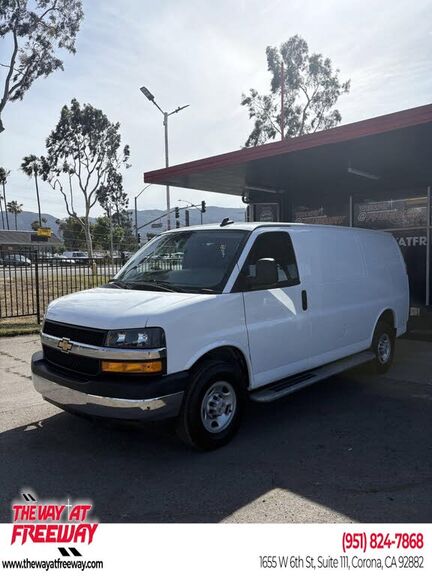 2024 CHEVROLET Express