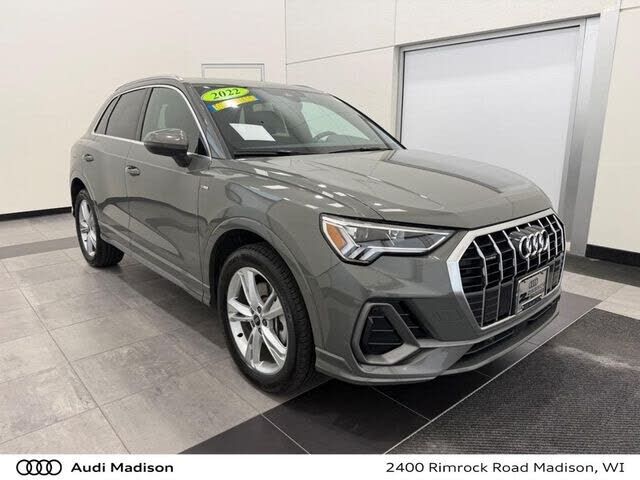 2022 AUDI Q3
