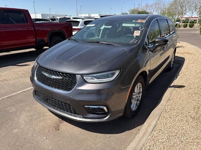 2023 CHRYSLER Pacifica
